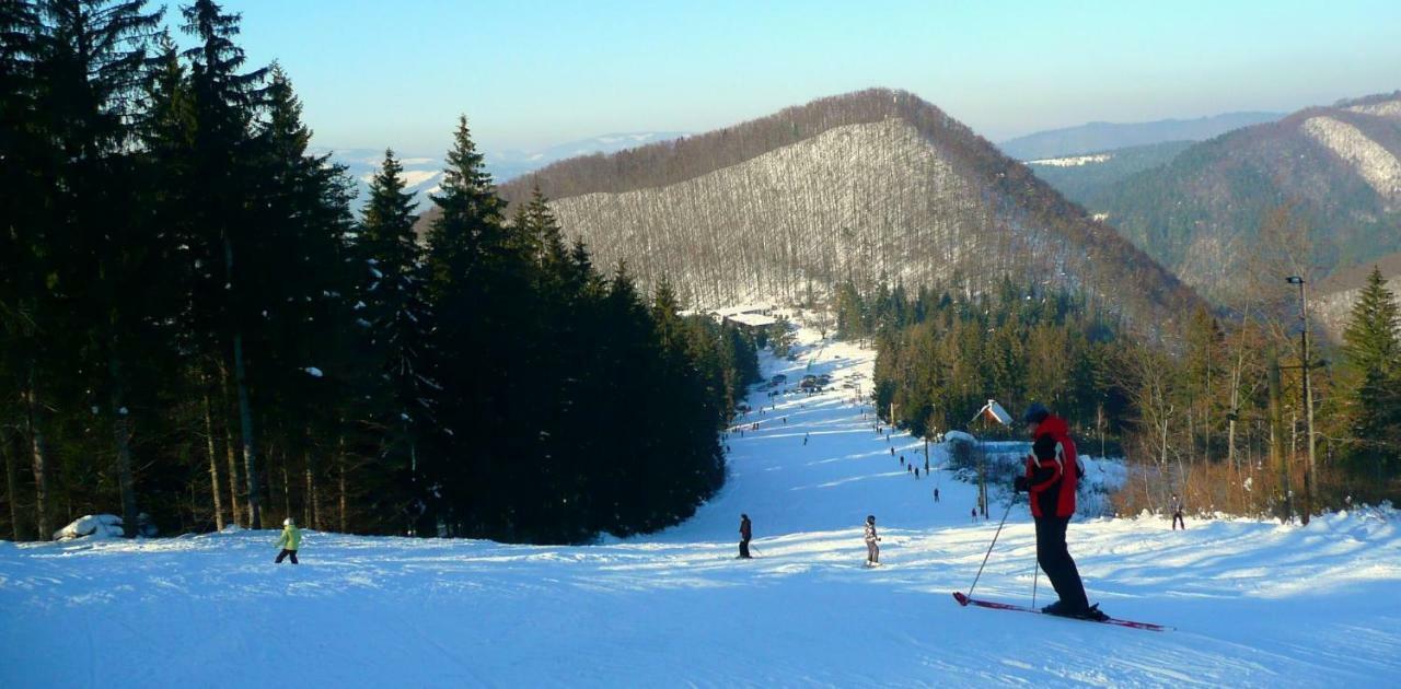 Chalet Velke Ostre Radola 外观 照片